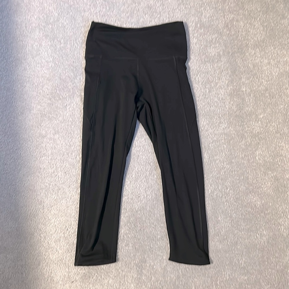 PINK ultimate sport crop leggings